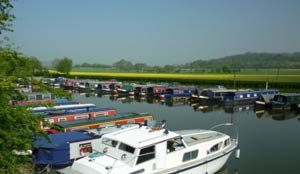 narrowboat moorings